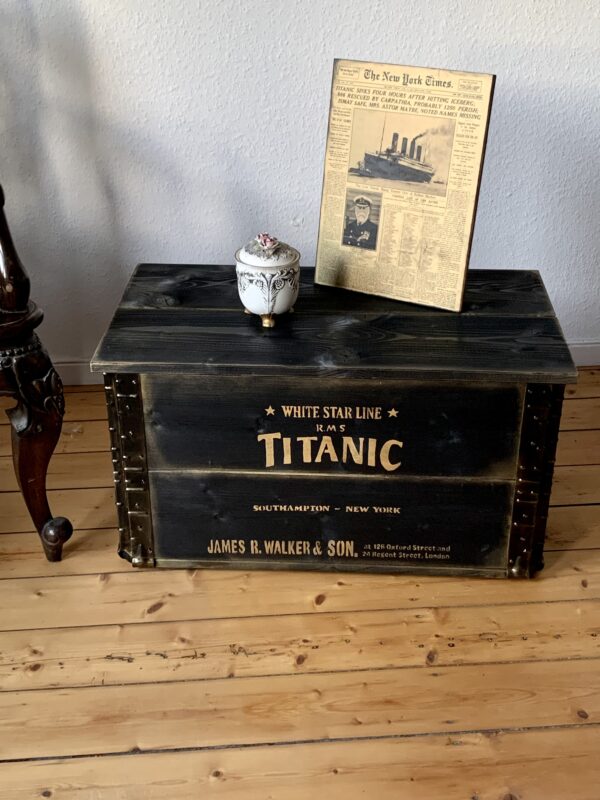 Kiste "Titanic" L
