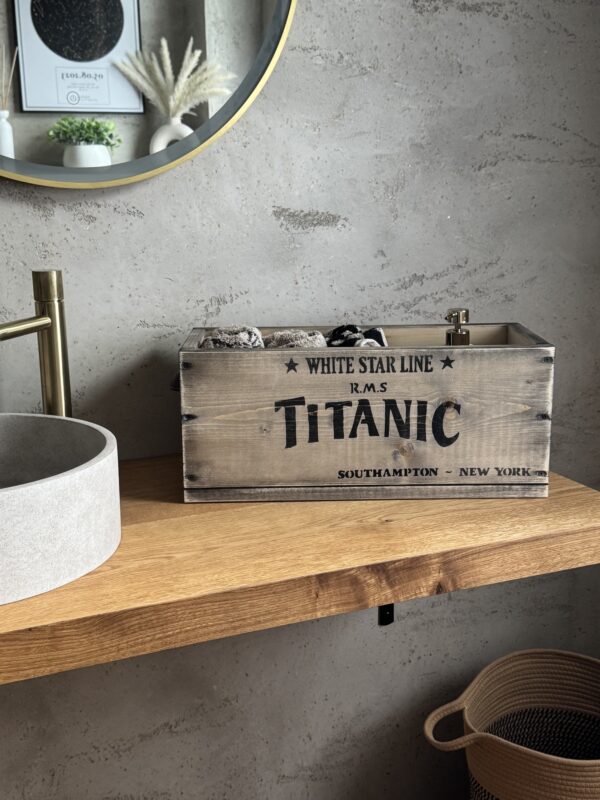 Holzkiste „Titanic “