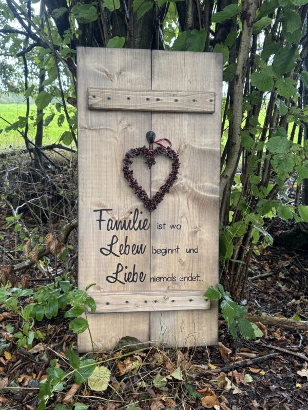 Fensterladen "Familie"